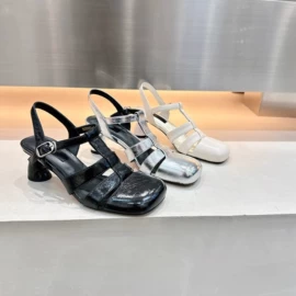 女式时装单鞋;女式皮靴;乐福鞋