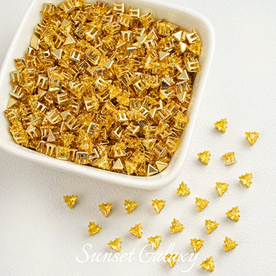 Triangular Copper Plated 18K Gold | Zərgərlik ara hissələri - 4mmlemon-gold-30-pieces