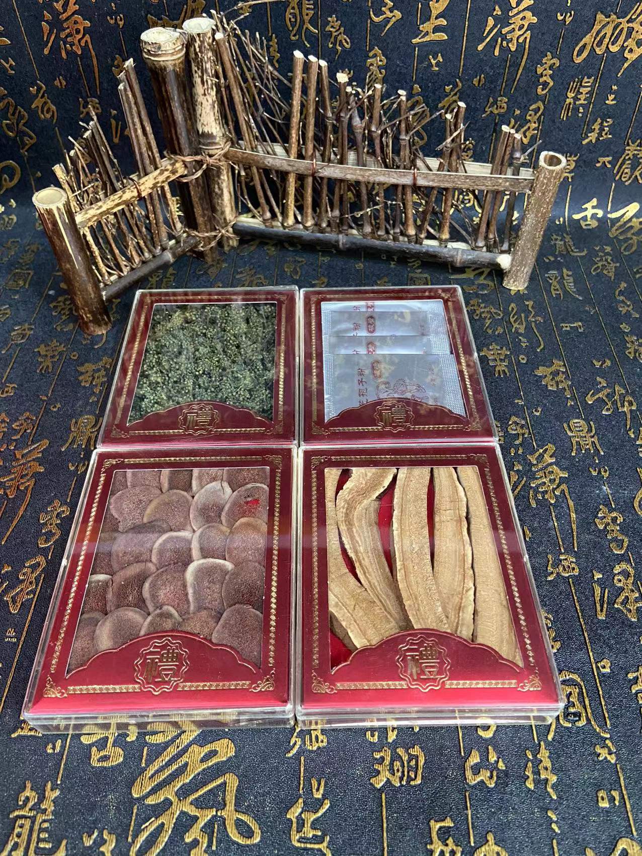 Changbai Mountain Five Treasures Gift Box Ginseng Deer Antler and Reishi Slices for Soup and Wine details