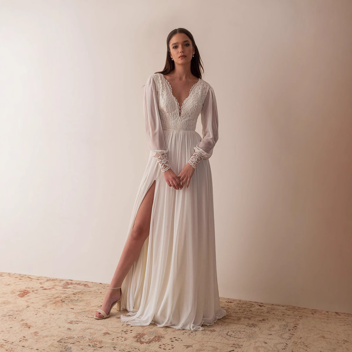 Amazon europeo y americano AliExpress deseo nuevo vestido de novia vestido de noche sexy con cuello en V una línea vestido de novia se puede personalizar