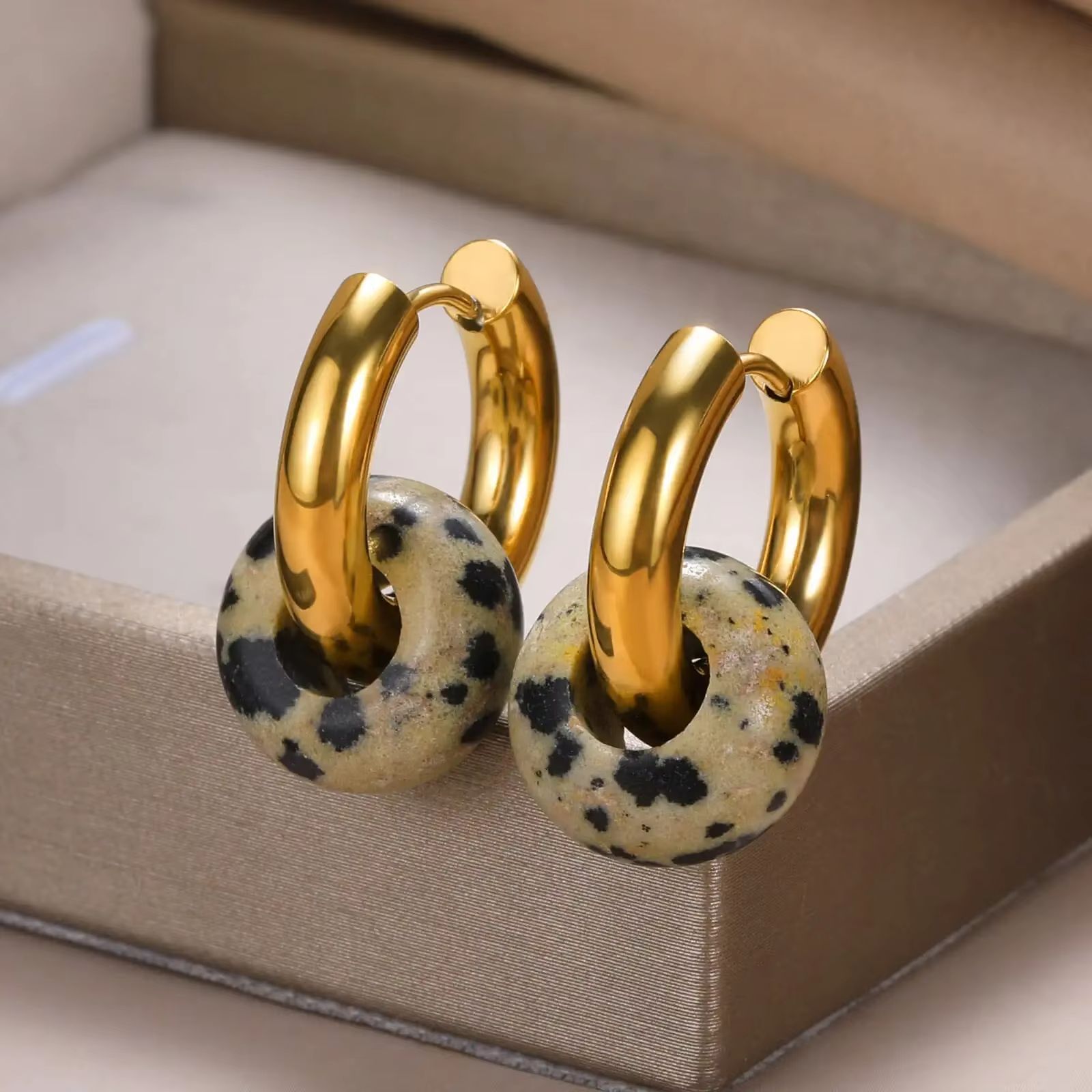 1 Pair Vintage Style Geometric Plating 304 Stainless Steel Natural Stone 18K Gold Plated Earrings display picture 3