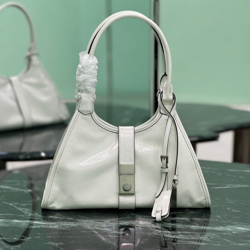 (Guangzhou cross-border original leather) New P-brand Oxford cloth nylon drawstring bucket bag, handbag and crossbody bag (Guangzhou cross-border original leather) New P-brand Oxford cloth nylon drawstring bucket bag, handbag and crossbody bag