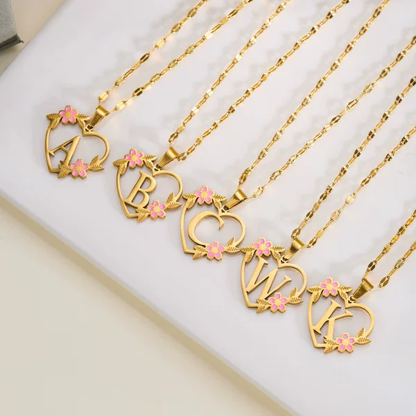 Cross-border fashion new 26 letters flower hollow love titanium steel necklace creative heart-shaped stainless steel necklace wholesale