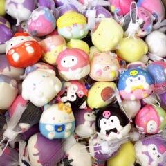 人気のサンリオピンチおもちゃ、子供用減圧おもちゃ、人形飾り、屋台卸売工場直送