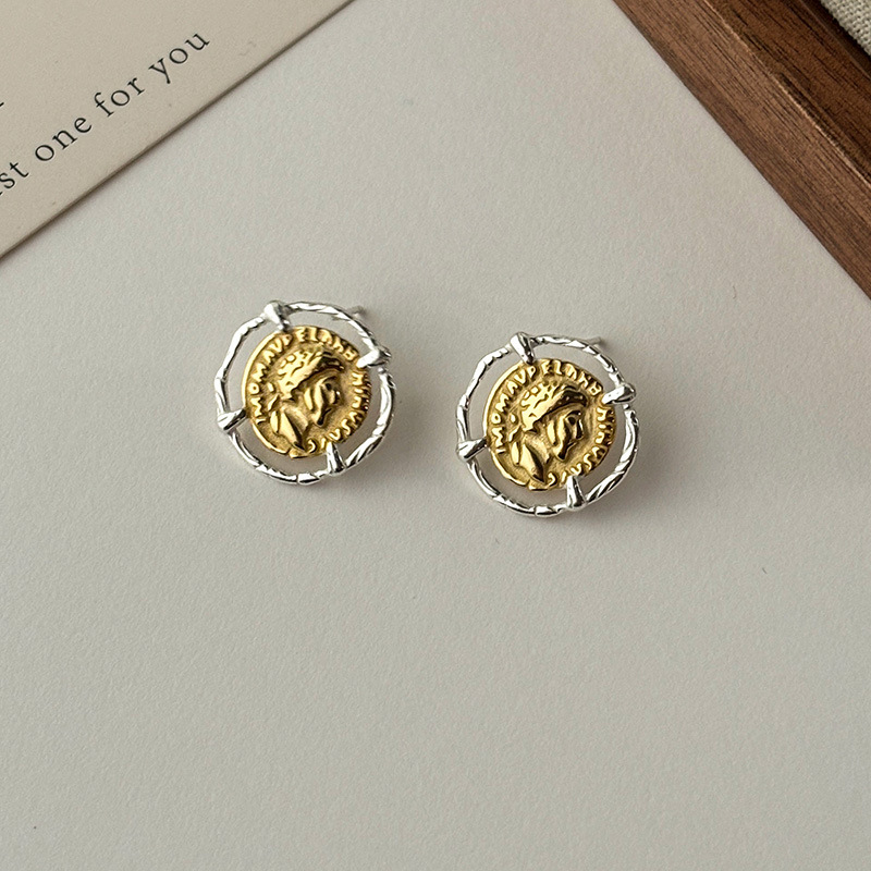 Sterling Silver Portrait Coin Stud Earrings For Women Elegant_voghion.com