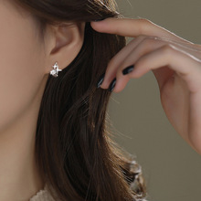 �ʯ����â���۳��W����С�����Ƕ��h�r��ʮ�����ζ��Ƕ�Ȧ��Ů��