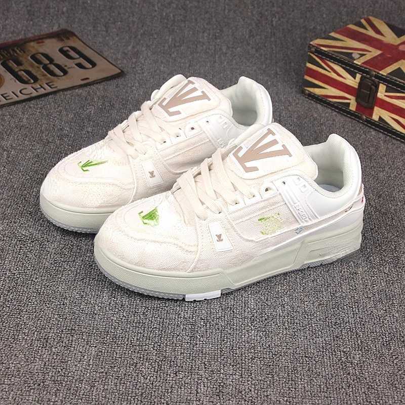 Trendy Brand Men's Shoes 2025 New Arrival Embroidered Print Sports Men's and Women's Couple's Canvas Casual Fashion Trendy Sports Sneakers Trendy Brand Men's Shoes 2025 New Arrival Embroidered Print Sports Men's and Women's Couple's Canvas Casual Fashion Trendy Sports Sneakers