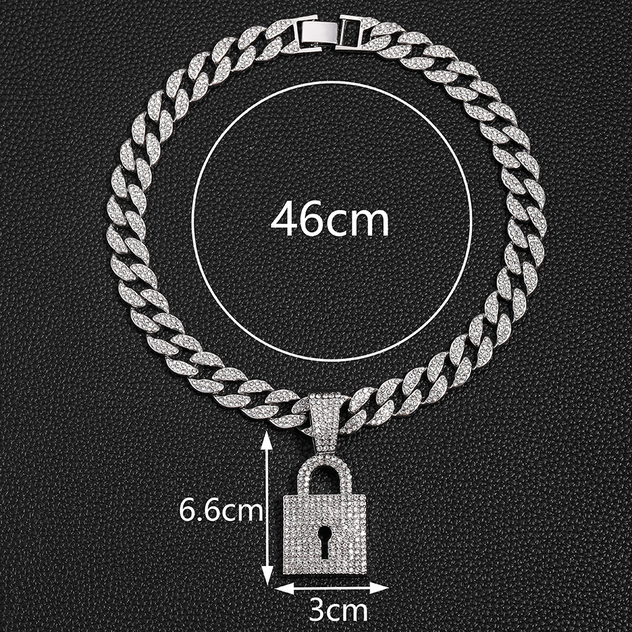 Asmeninis pilnas deimantinis rakto užrakto kūrybinių papuošalų vyriškas pankroko kubietiškas pakabukas-vėrinys_voghion.com