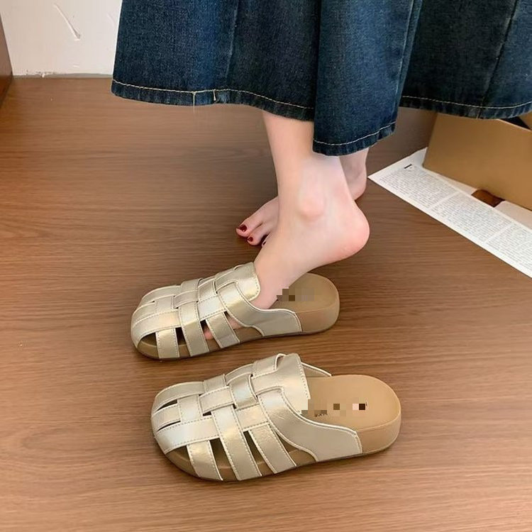 Zapatillas de mitad de mujer zapatillas de tela de fondo grueso 2026 verano nuevo retro zapatillas de tobillo vacías respirables