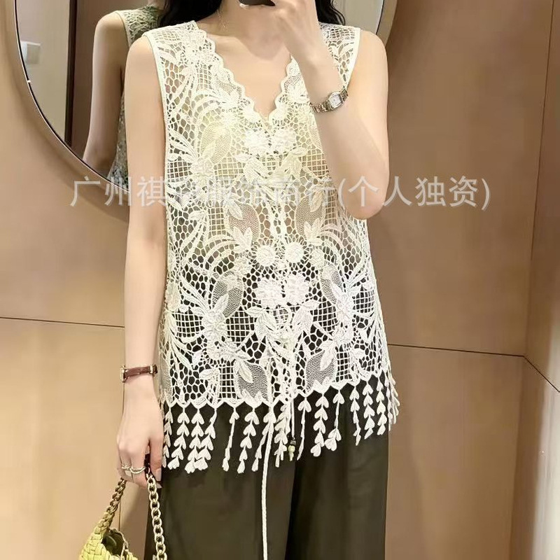 French-Style Sequined V-Neck Lace Crochet Sleeveless Vest for Women, Summer Tassel Hem Hollow-Out Overlay Lace Shirt for Layering French-Style Sequined V-Neck Lace Crochet Sleeveless Vest for Women, Summer Tassel Hem Hollow-Out Overlay Lace Shirt for Layering