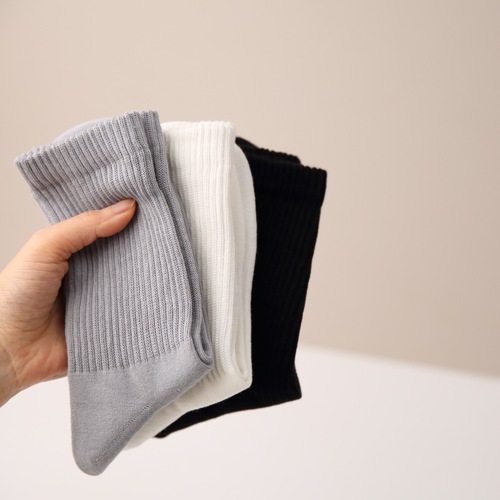 Boneless socks, men's socks, simple sports socks for women, couples socks, combed cotton mid-tube solid color loose cotton socks