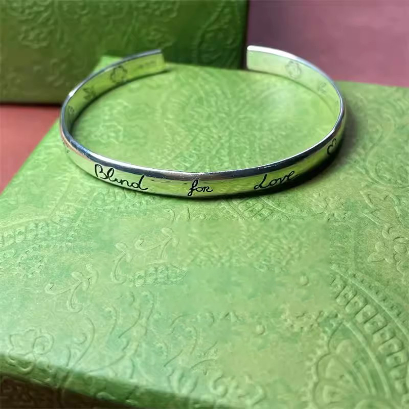 Hohe Version Home Love Furchtlose Blume und Vogel Reines weißes Kupferpaar Vielseitiges verstellbares Armband_voghion.com