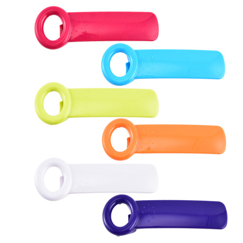 Cross-border plastic bottle opener beer bottle opener can opener kitchen supplies manual bottle opener anti-slip cap twister
