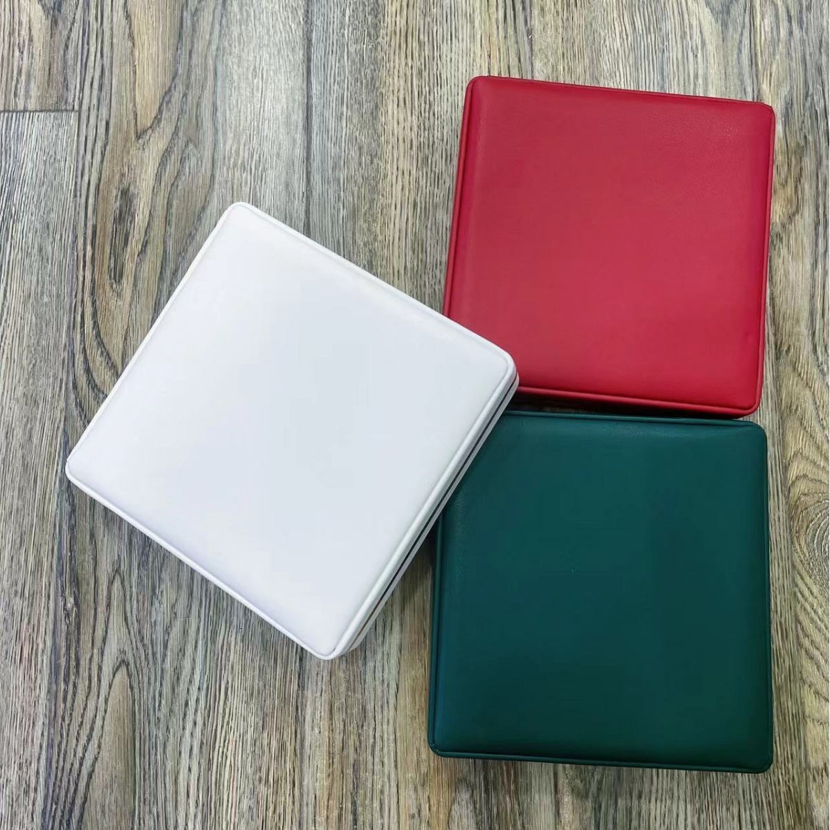 新款三色金边PU皮高档珍珠妈妈项链45厘米展示收纳送礼大气盒