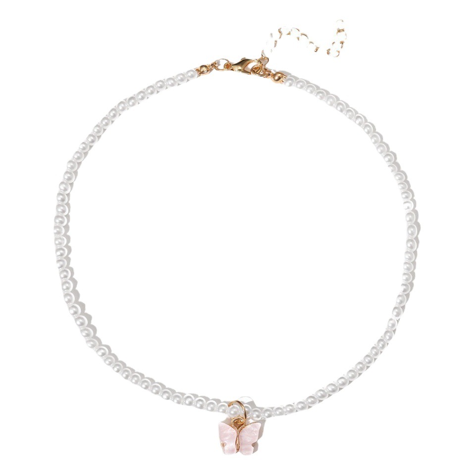 Joyería de comercio exterior transfronterizo ABS imitación perla con cuentas multicolor mariposa colgante corto collar de cadena de clavícula de las mujeres al por mayor