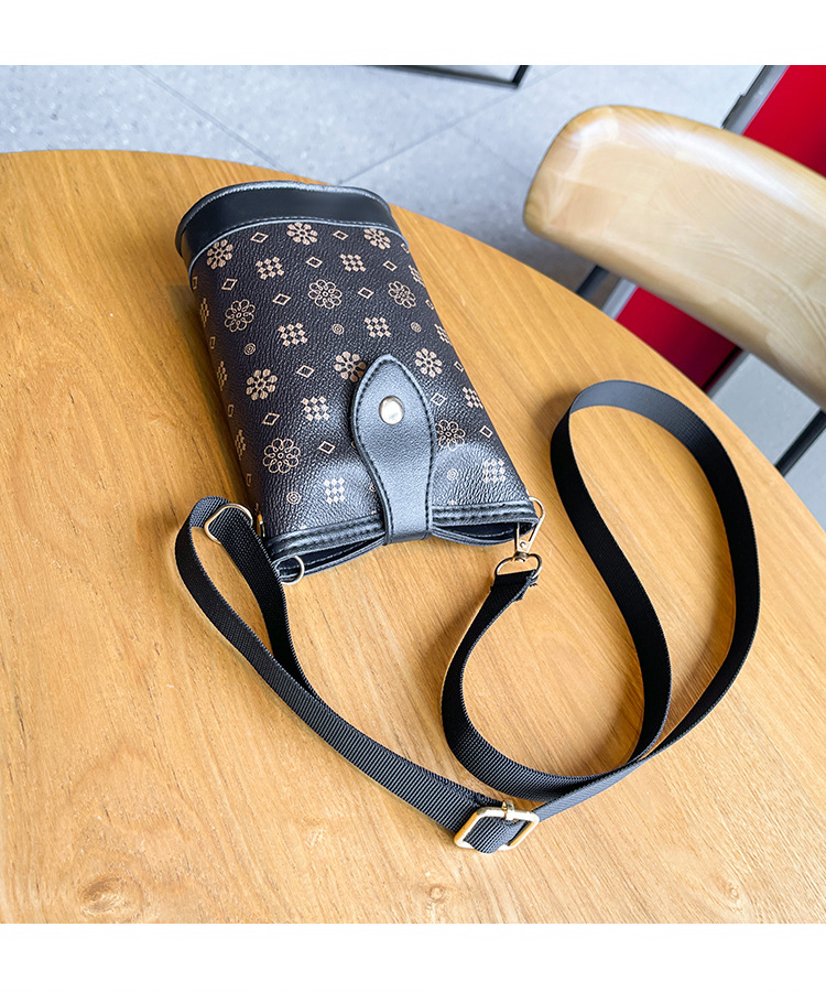 Damentaschen 2024 neuer Stil Kontrastfarbe Blumenschnalle vertikale Pommes-Frites-Tasche lässig einfache kleine quadratische Tasche Handytasche trendy_voghion.com