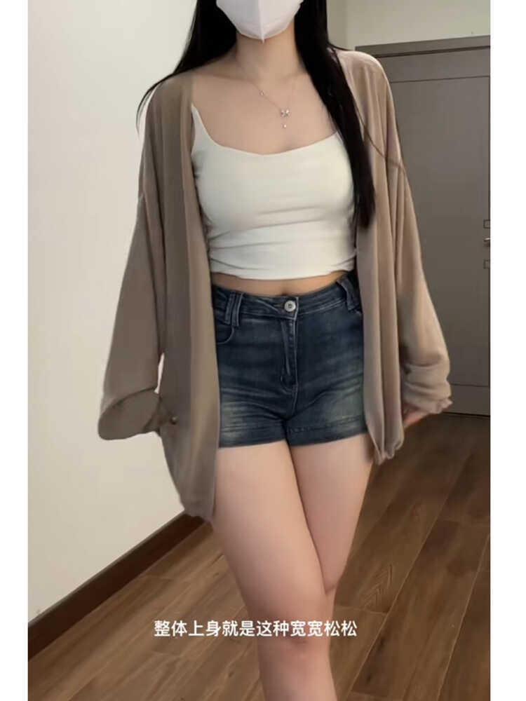 밀키 커피 컬러 [핫스타일/하이엔드/배커버/스몰/아름다운 숏탑/달콤매콤/여름 도파민룩/다양한 스타일의 상의/스트리트 스타일/빅쇼