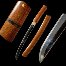 ���Q���l�ձ����{��̵��|�󵶄���ʿһ�w�Ӻϵ�Wakizashiδ�_��