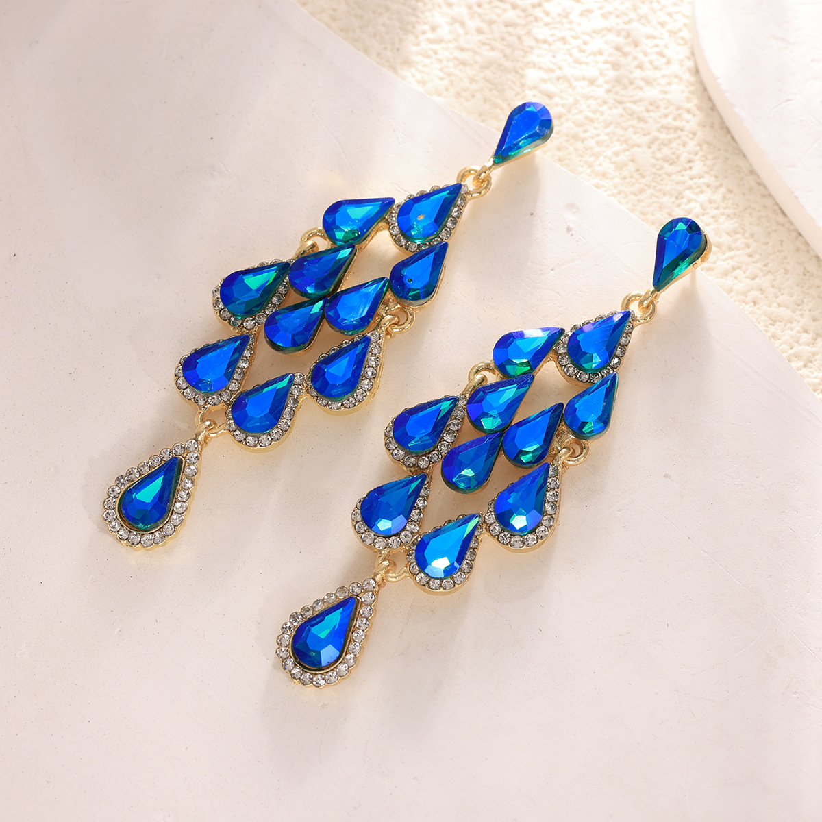 30g Weight Alloy Ear Needle Material Rhinestones Inlay Material Drop Earrings Classification 1 Pair Quantity Holiday, Daily Occasion Alloy Material Rhombus Pattern Spring&Summer Season Women's Gender Inlay Design Vacation, Classic Style Style 1 Pair Vacation Classic Style Rhombus Inlay Alloy Rhinestones Drop Earrings 14