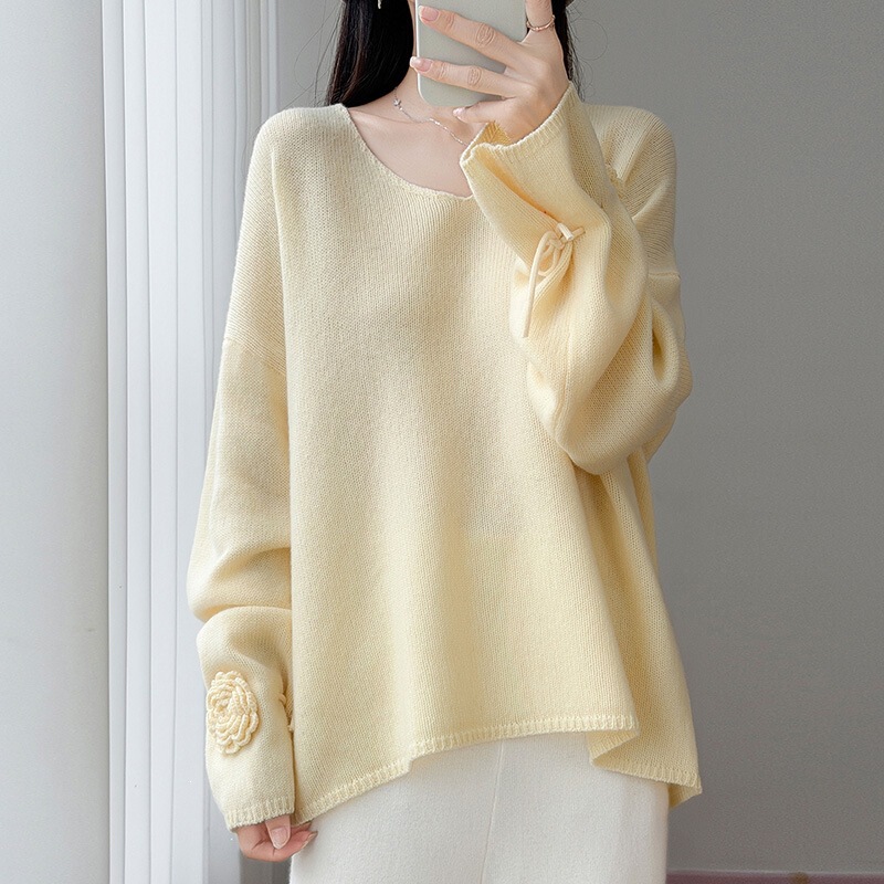 2026 Fall/Winter New Pure Wool V-Neck Knit Sweater for Women with Long Sleeves, Embroidered Cuffs, and Drawstring Wool Top 2026 Fall/Winter New Pure Wool V-Neck Knit Sweater for Women with Long Sleeves, Embroidered Cuffs, and Drawstring Wool Top