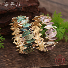 �羳�¿��ɫ�����c��~�ӺϽ��������C ����Ůʿ�ٴ���~���C