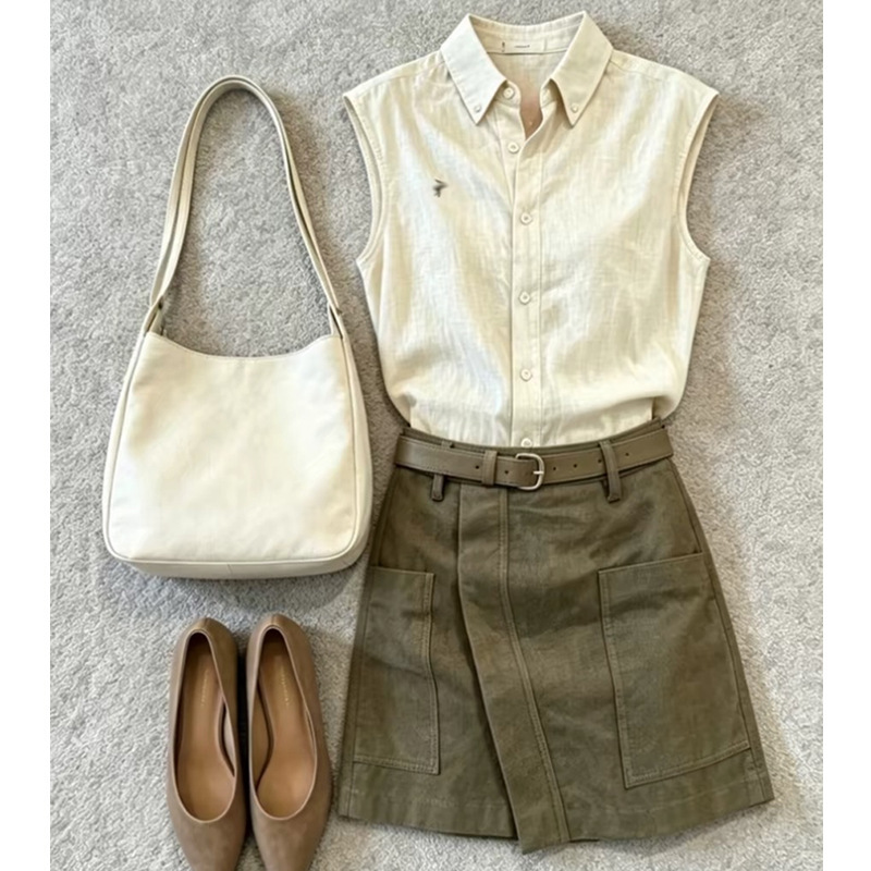 2026 Super Trendy Outfit: a Complete Set of High-End Beige Linen Sleeveless Shirt and Skirt Set with a Refined, Intellectual Vibe 2026 Super Trendy Outfit: a Complete Set of High-End Beige Linen Sleeveless Shirt and Skirt Set with a Refined, Intellectual Vibe