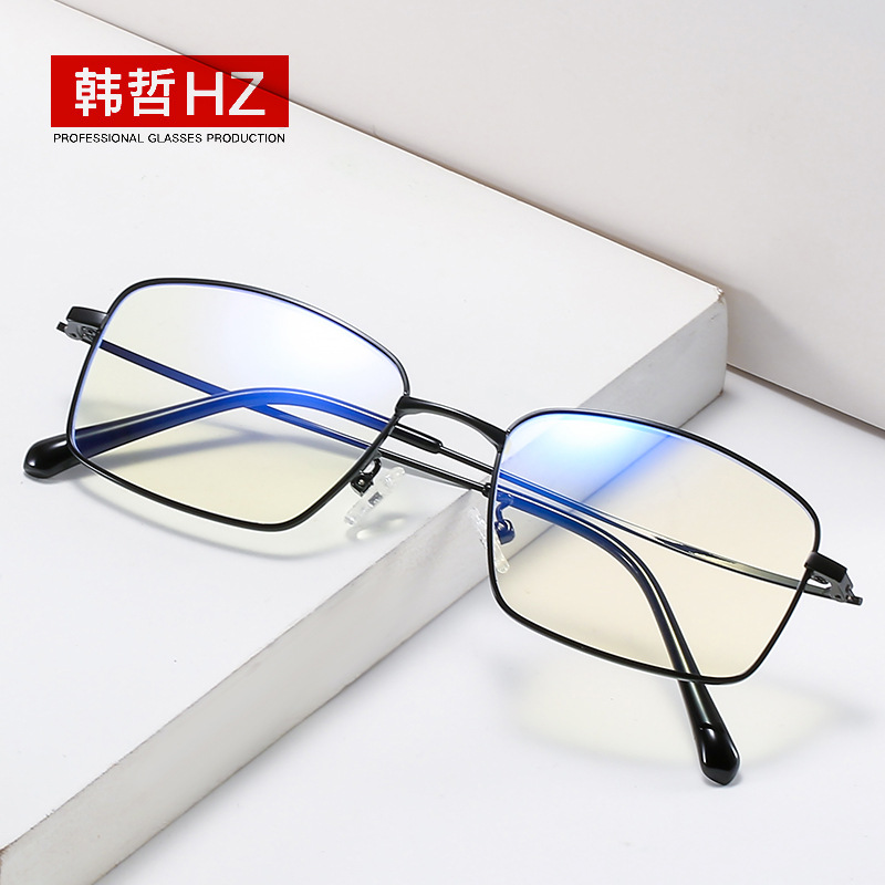 2021 new pattern Ultralight Metal Plain glasses frame myopia Spectacle frame Box Korean Edition Blue light glasses wholesale