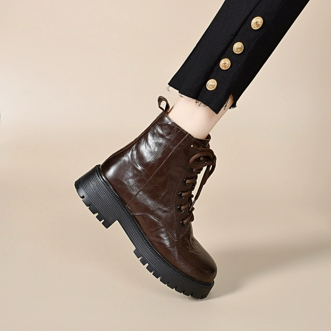 Martens, демисезонные базовые полусапожки для отдыха