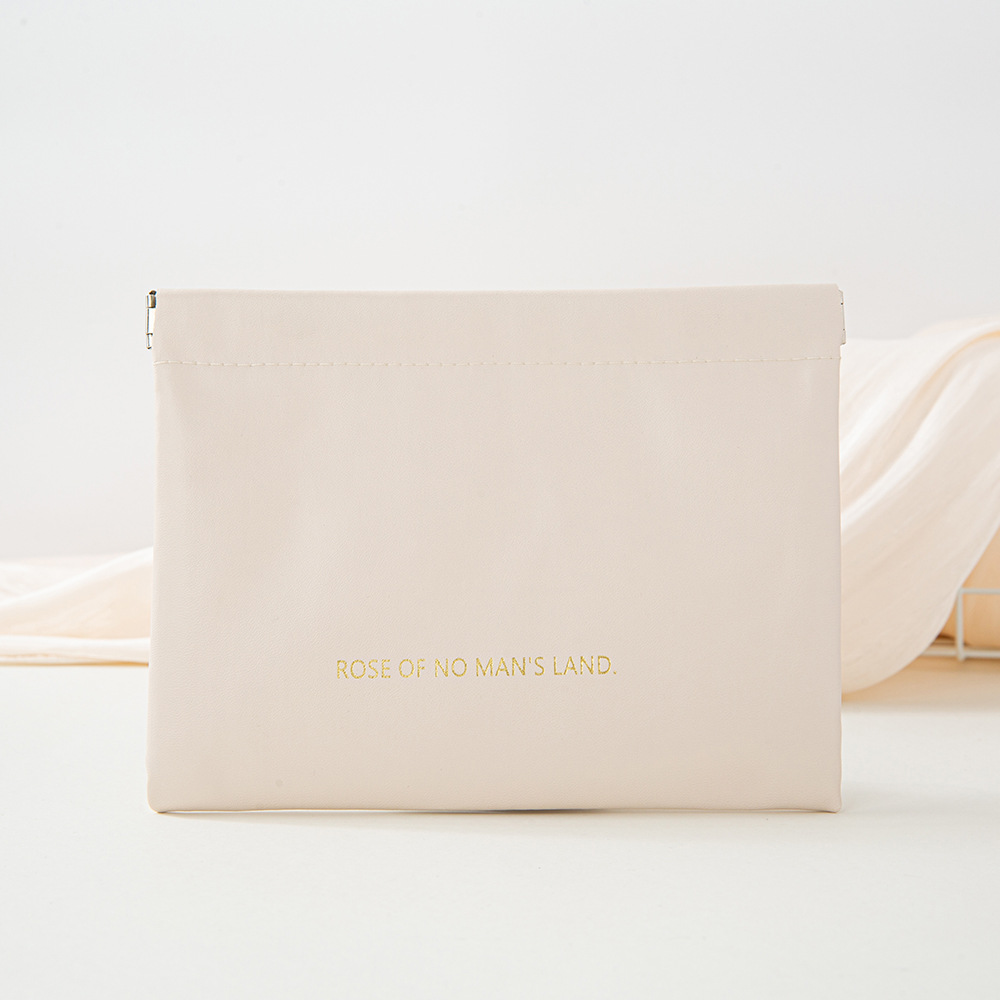 오프화이트 L사이즈 18×14 cm