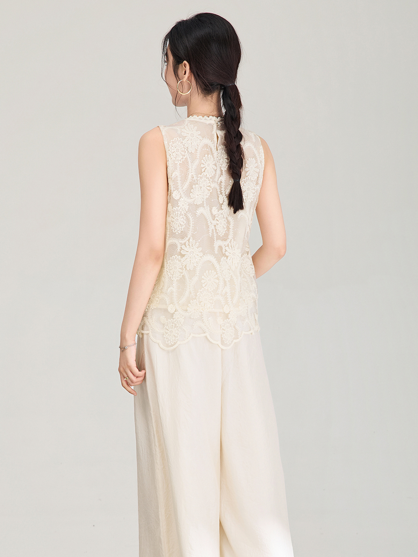 Áo hai dây ren thêu sequin cổ tây không tay mùa hè — màu mơ