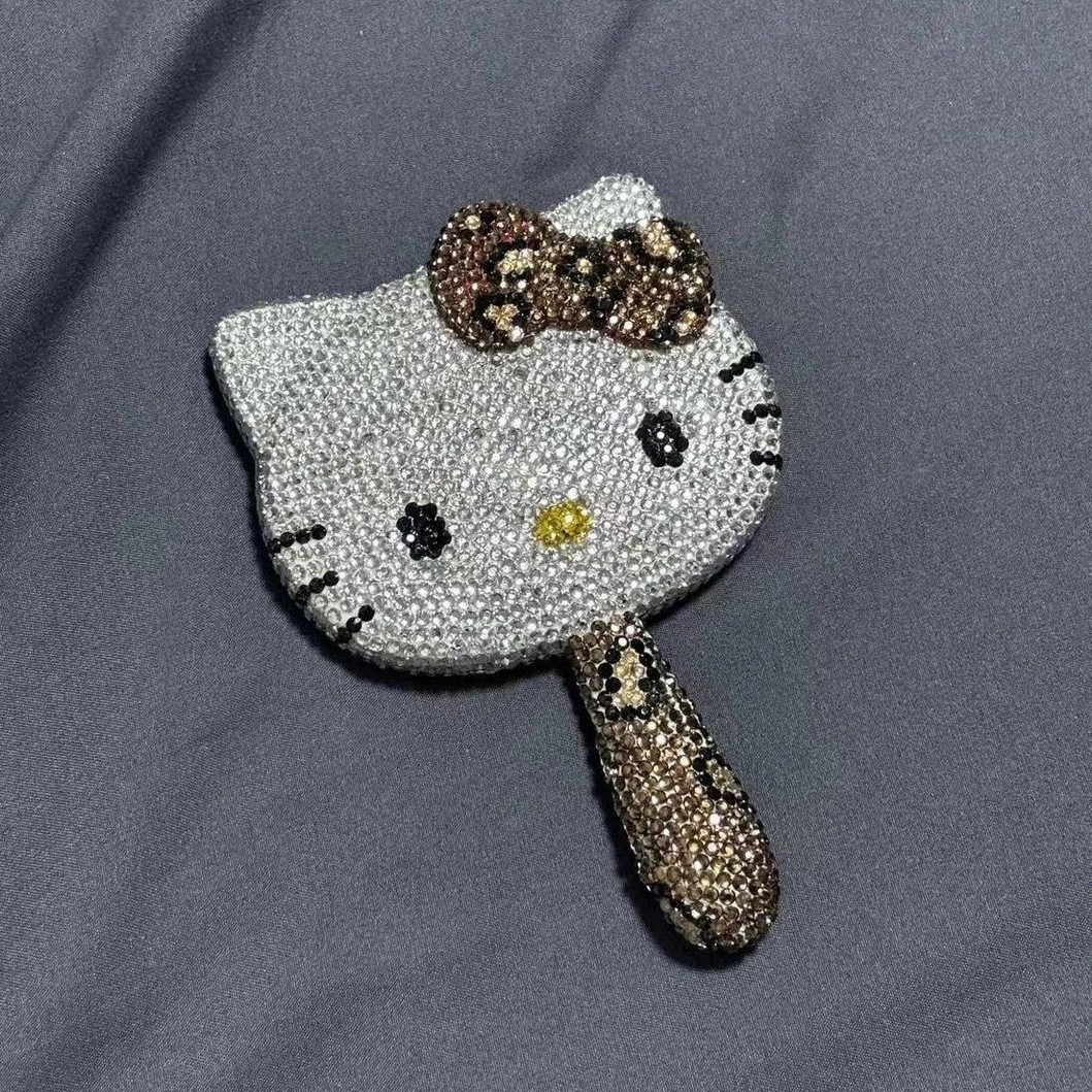 Espejo portátil Hellokitty Hello Kitty Mini espejo de maquillaje de mano Lucky Cat DIY Travel KtCat Espejo