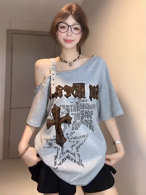 アメリカンスタイルのオフショルダー半袖Tシャツ女性用2025新しい夏甘くてクールなホットガールデザインニッチルーズオフショルダートップ|undefined