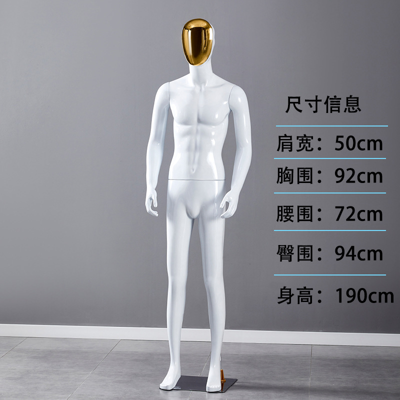 Modelo masculino mostrando ventanas de tienda de ropa modelo galvanizado cara modelo masculino de todo el cuerpo modelo maniquí taiwanés modelo accesorios