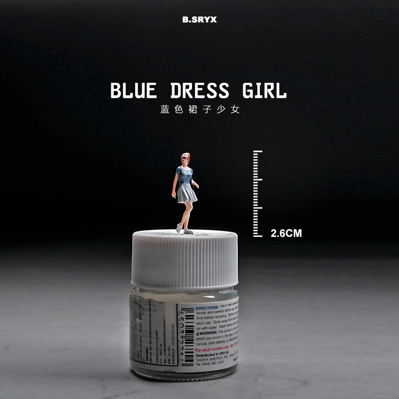 짧은 치마 소녀-블루 그레이