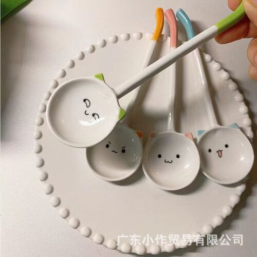 Small fresh and cute cat ceramic spoon cartoon ceramic spoon dessert spoon ceramic spoon coffee ice cream spoon meal spoon