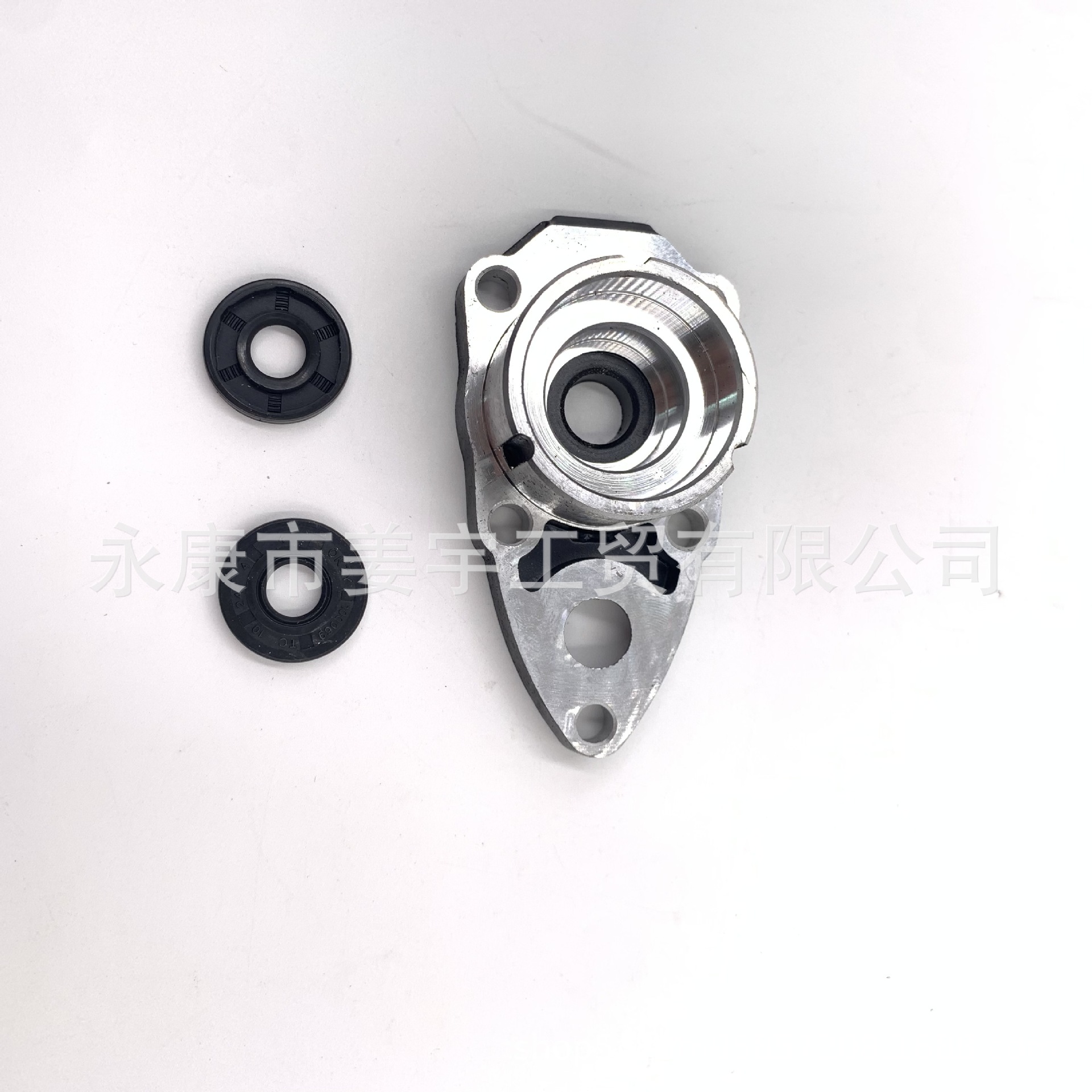 用于东发2冲4 5 6HP马力船外机齿轮箱大水泵座369-65017