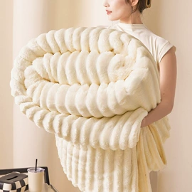 四件套;床罩床笠;夏凉被