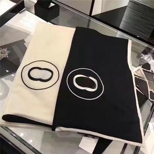 ���u�������������ͬ��С�����Ů��ëᘿ��ڰ׈AȦ�ٴ�������l
