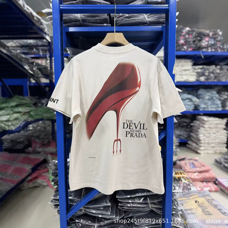 SAINT Mx6 × The Devil Wears Prada Collaboration FW26 Short-Sleeve T-Shirt SAINT Mx6 × The Devil Wears Prada Collaboration FW26 Short-Sleeve T-Shirt
