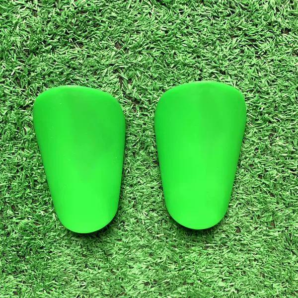 Green, 8×5cm