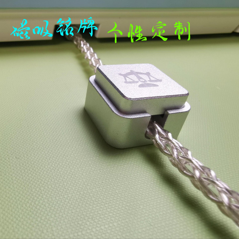 TypeC 発光機械式磁気軸 USB キーボードスプリング航空プラグケーブル磁気吸引設計金属銘板カスタマイズされた生産|undefined