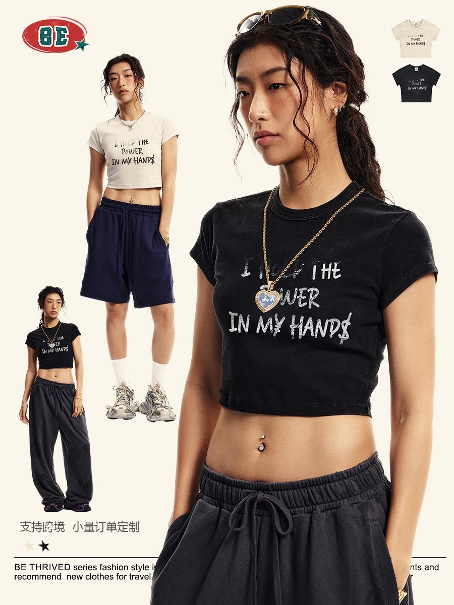 Ropa de Mujer BE | Camiseta corta de verano 2025 con estampado de letras, estilo europeo y americano, cuello redondo, manga corta, ajustada y moderna para mujer image 1