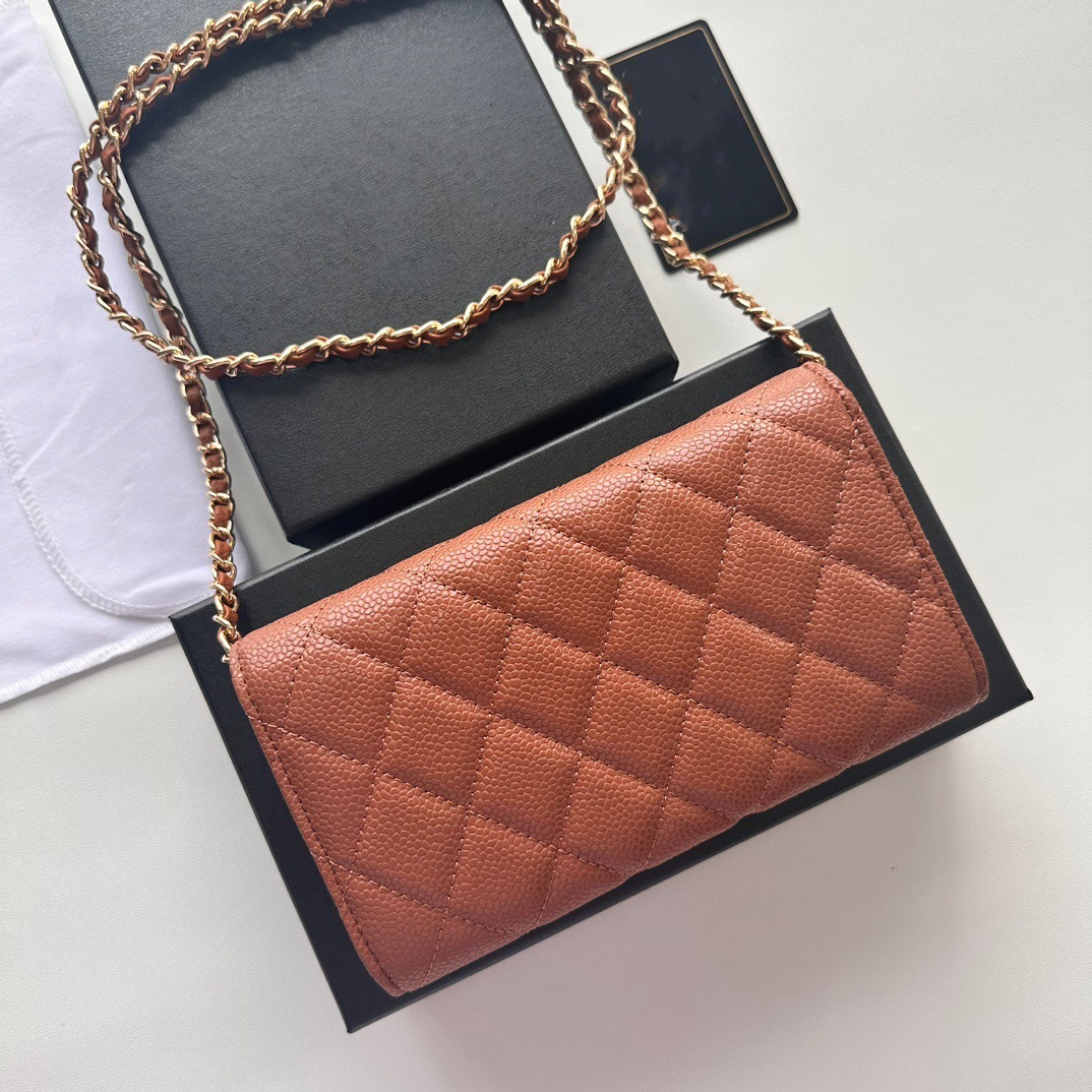 캐러멜 볼 패턴 골드 버클 올바른 단어