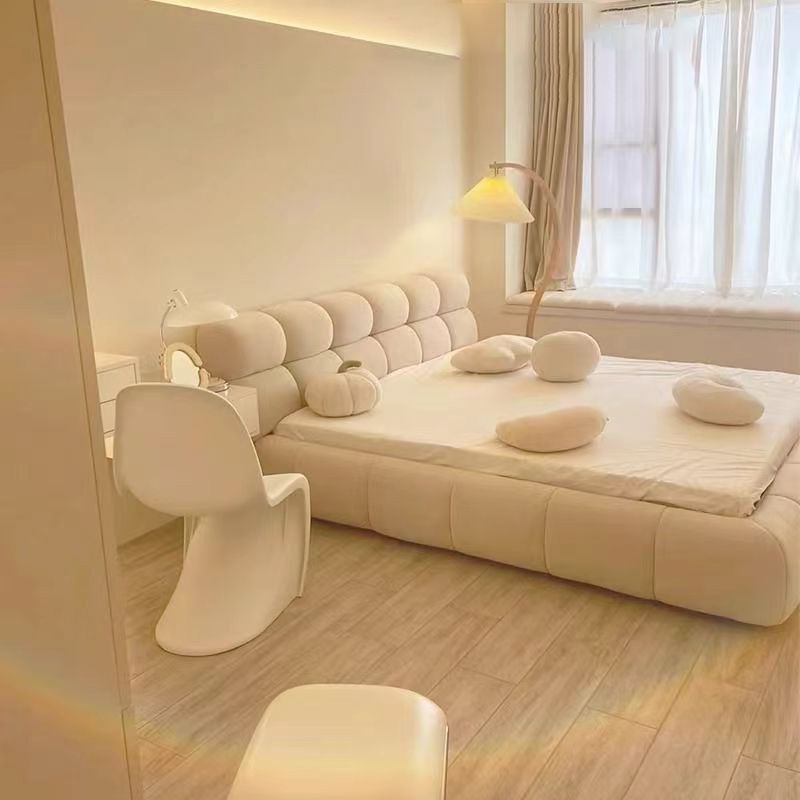 Cream-Colored Ins-Style Modern Tech Velvet Fabric Bed, Puff Bed, Simple Fabric Bed, Home Cloud Double Bed