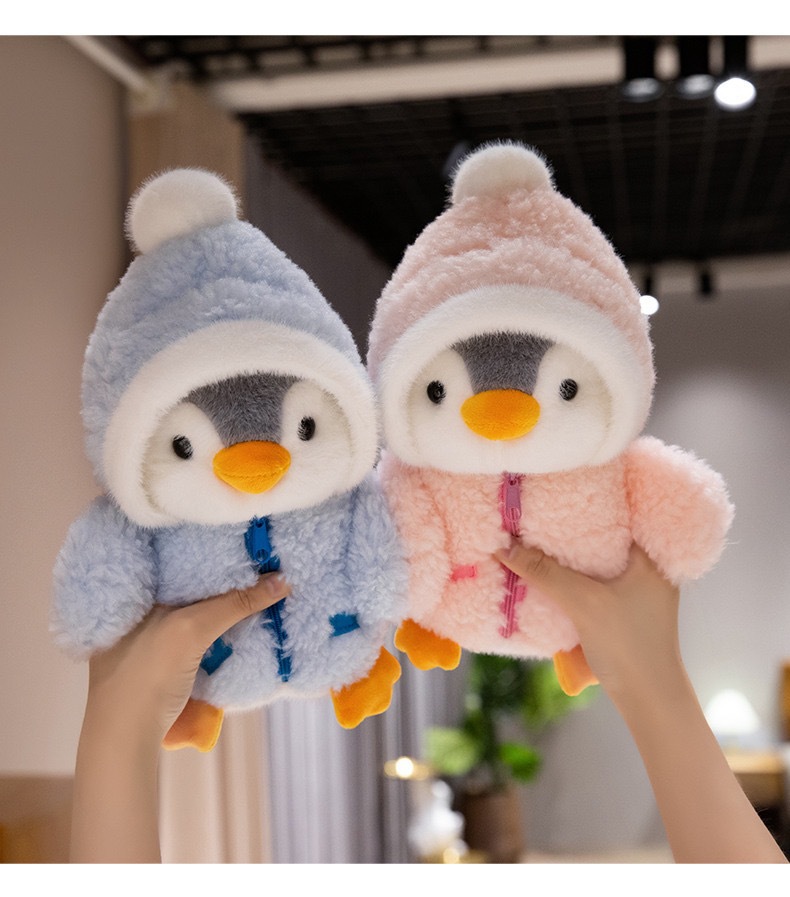 Cross-border costume-changing penguin plush toy, popular oceanarium souvenir gift, doll, stuffed animal, pillow