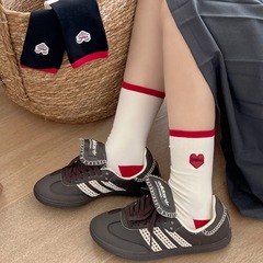 韓國個性紅色愛心創意刺繡女士時髦中筒襪子日系潮流無骨拼色棉襪
