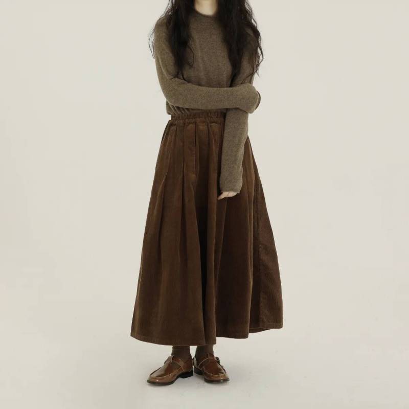 全棉灯芯绒松紧腰中长款半身裙女冬季新款百搭保暖百褶字裙