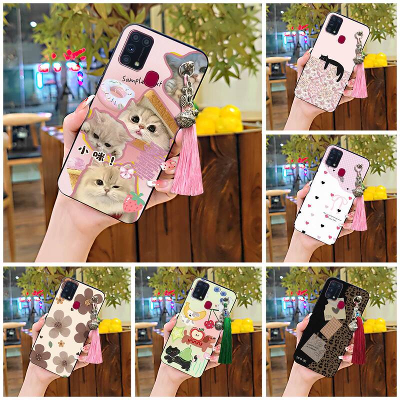 Suitable for Samsung phone cases, dustproof, trendy, retro, tassel, new style, textured, ancient style, women's, heat-dissipating, bell, cartoon Suitable for Samsung phone cases, dustproof, trendy, retro, tassel, new style, textured, ancient style, women's, heat-dissipating, bell, cartoon
