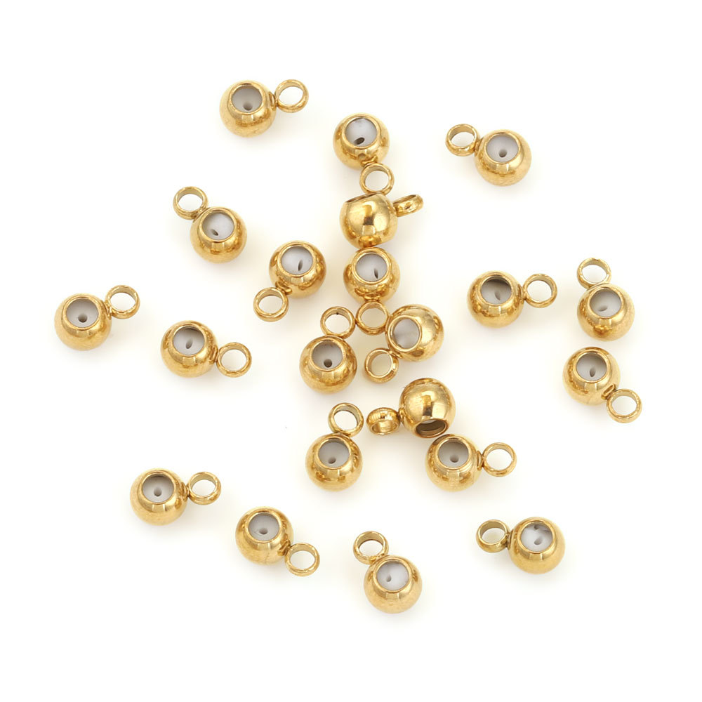 Enchufe de acero inoxidable conector de cuentas con encanto enchufe de goma Fabricación de joyas de acero de titanio redonda plana grano accesorios de la joyería al por mayor