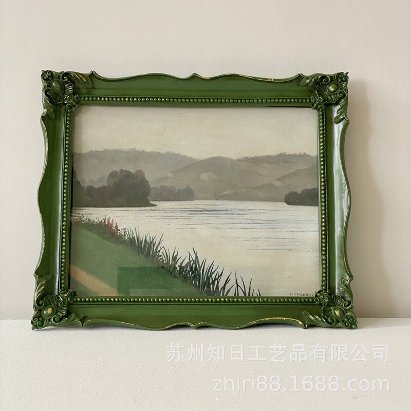 Carved Resin Photo Frame European Retro Green Landscape Oil Painting Frame French Background Wall Combination Decorative Hanging Painting Core